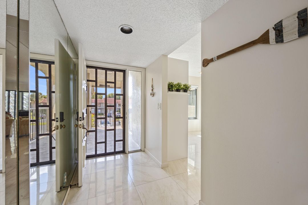 En Venta: $299,000 (2 camas, 2 baños, 1280 Pies cuadrados)