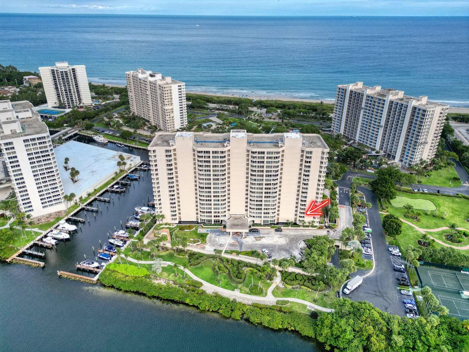 En Venta: $1,190,000 (3 camas, 3 baños, 2319 Pies cuadrados)