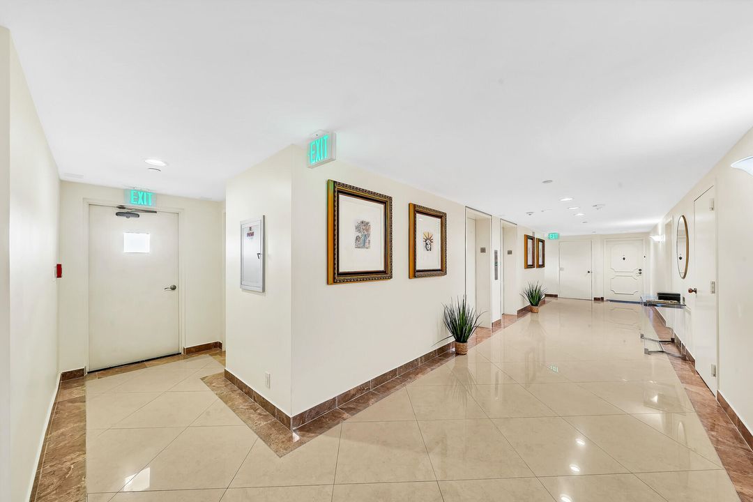 En Venta: $1,190,000 (3 camas, 3 baños, 2319 Pies cuadrados)