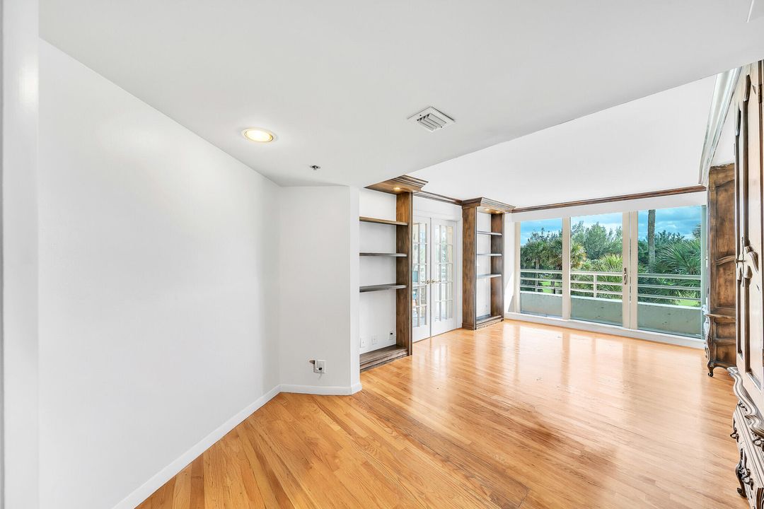 En Venta: $1,190,000 (3 camas, 3 baños, 2319 Pies cuadrados)