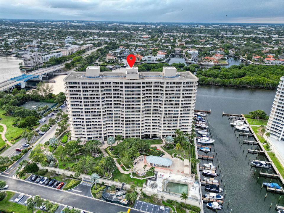 En Venta: $1,190,000 (3 camas, 3 baños, 2319 Pies cuadrados)