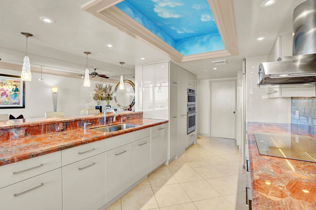 For Sale: $2,095,000 (2 beds, 2 baths, 1697 Square Feet)