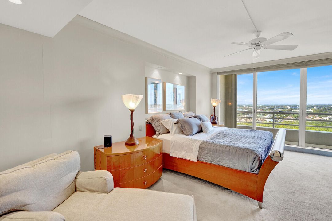 For Sale: $2,095,000 (2 beds, 2 baths, 1697 Square Feet)