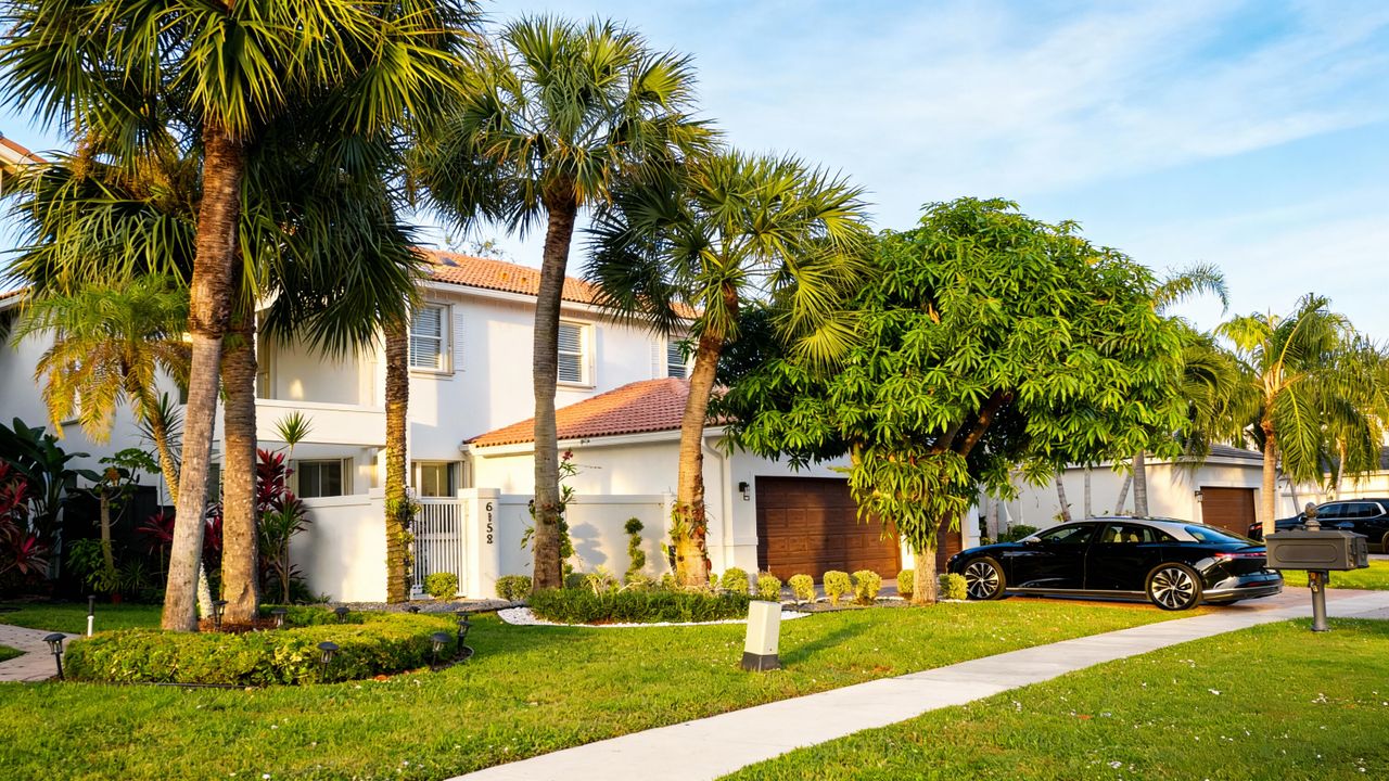 待售: $1,200,000 (3 贝兹, 3 浴室, 2716 平方英尺)