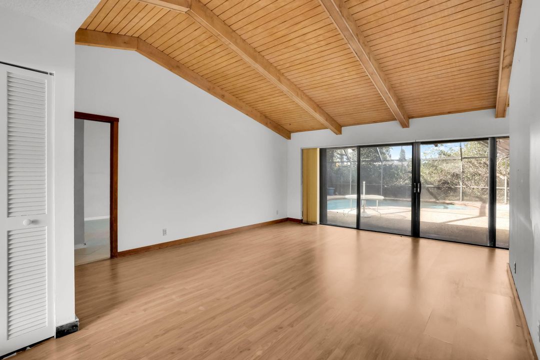 En Venta: $599,000 (3 camas, 2 baños, 1854 Pies cuadrados)