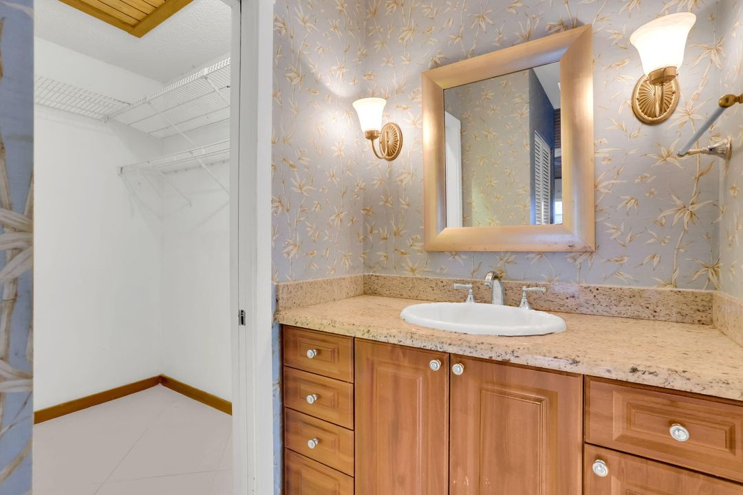 En Venta: $599,000 (3 camas, 2 baños, 1854 Pies cuadrados)