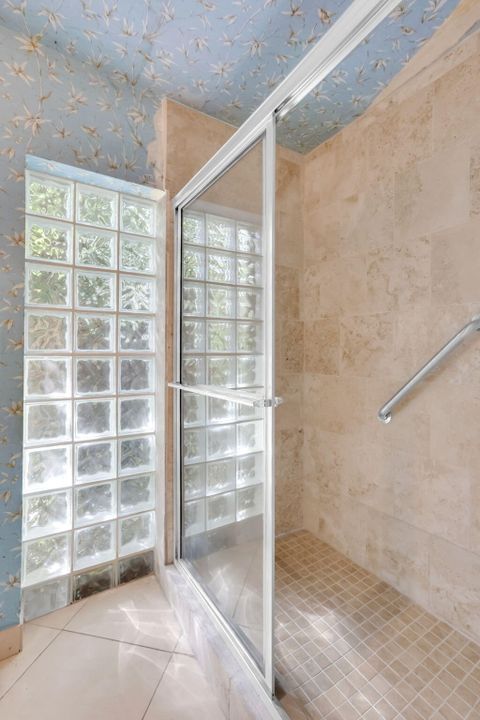 En Venta: $599,000 (3 camas, 2 baños, 1854 Pies cuadrados)