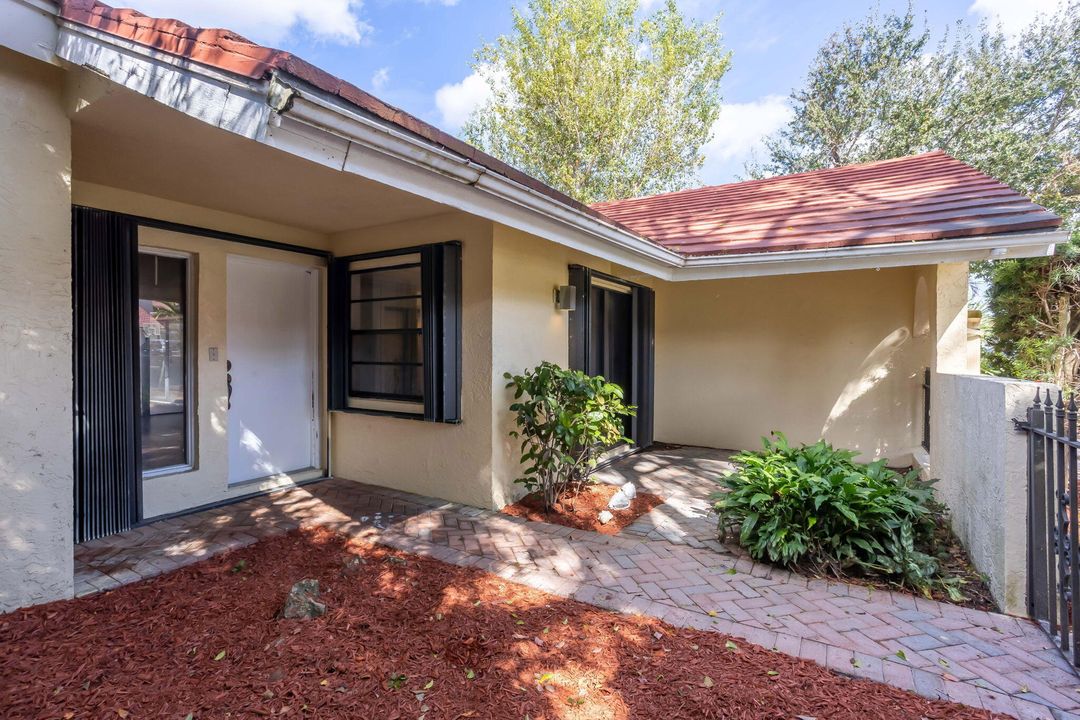 En Venta: $599,000 (3 camas, 2 baños, 1854 Pies cuadrados)