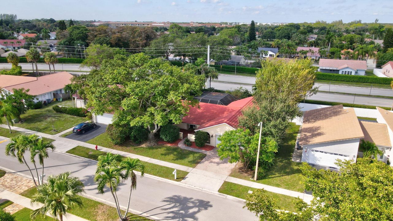 En Venta: $599,000 (3 camas, 2 baños, 1854 Pies cuadrados)