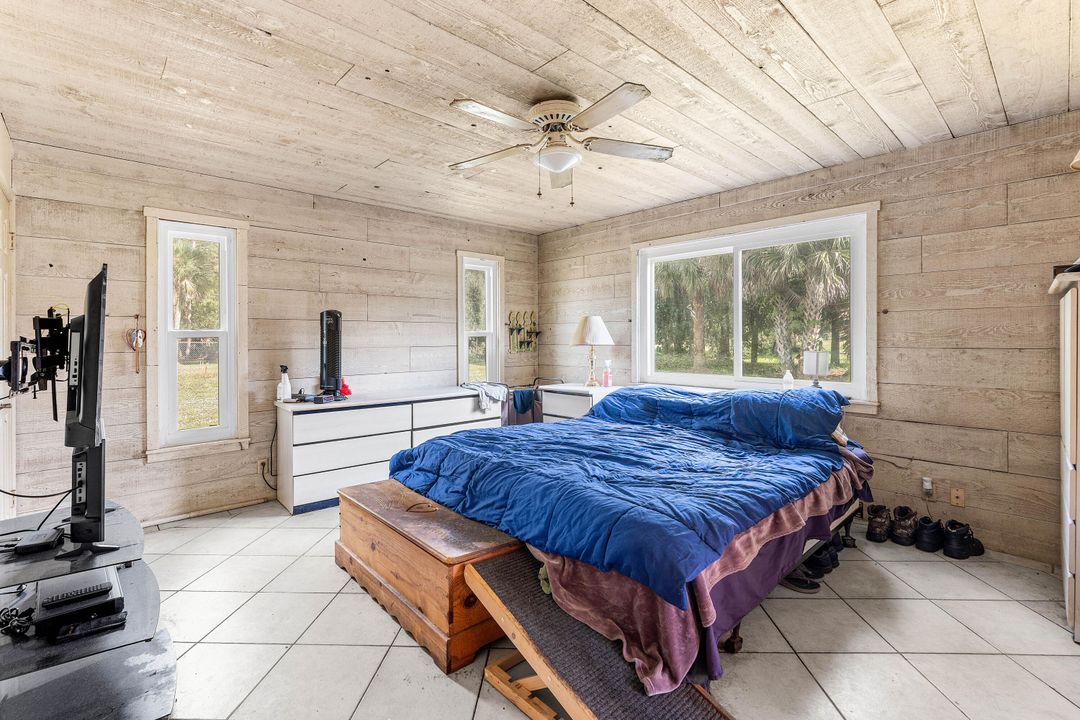 待售: $599,000 (5 贝兹, 2 浴室, 2865 平方英尺)