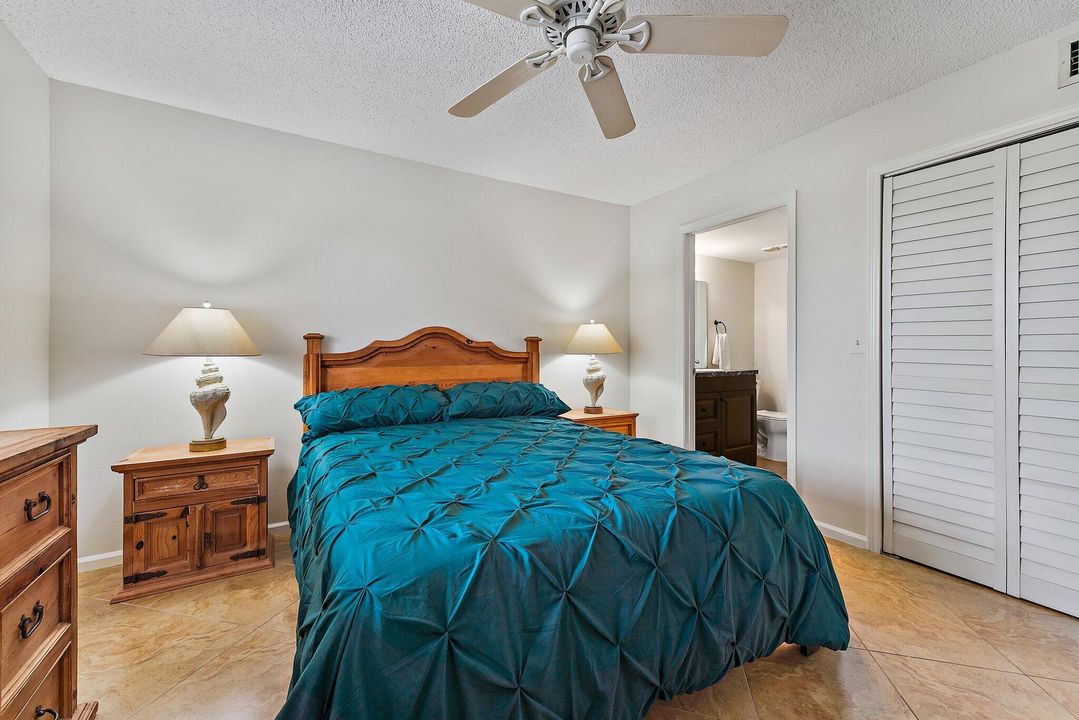 На продажу: $395,000 (1 спален, 1 ванн, 821 Квадратных фут)