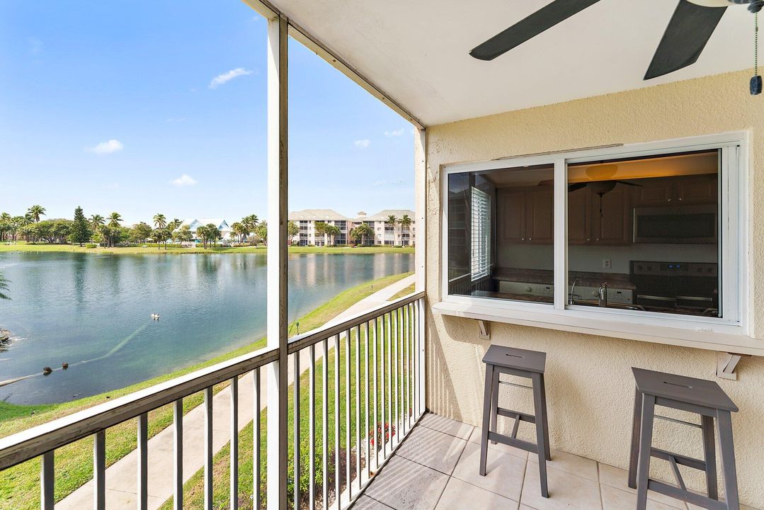 На продажу: $395,000 (1 спален, 1 ванн, 821 Квадратных фут)