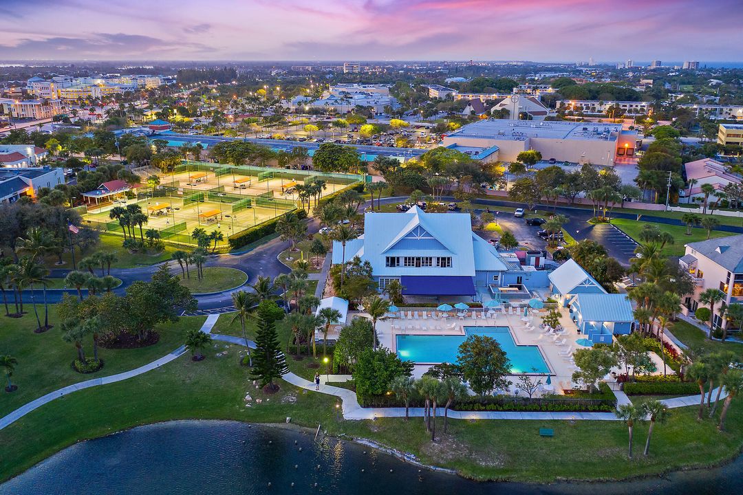 На продажу: $395,000 (1 спален, 1 ванн, 821 Квадратных фут)