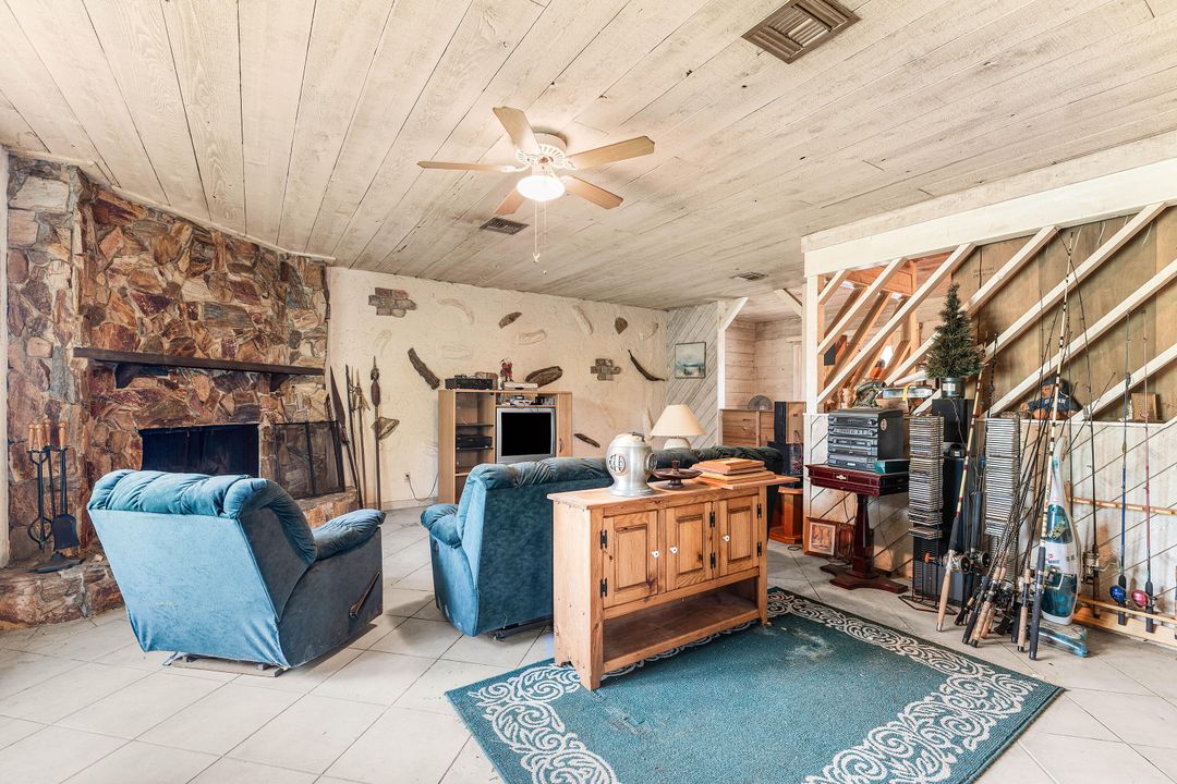 待售: $599,000 (5 贝兹, 2 浴室, 2865 平方英尺)