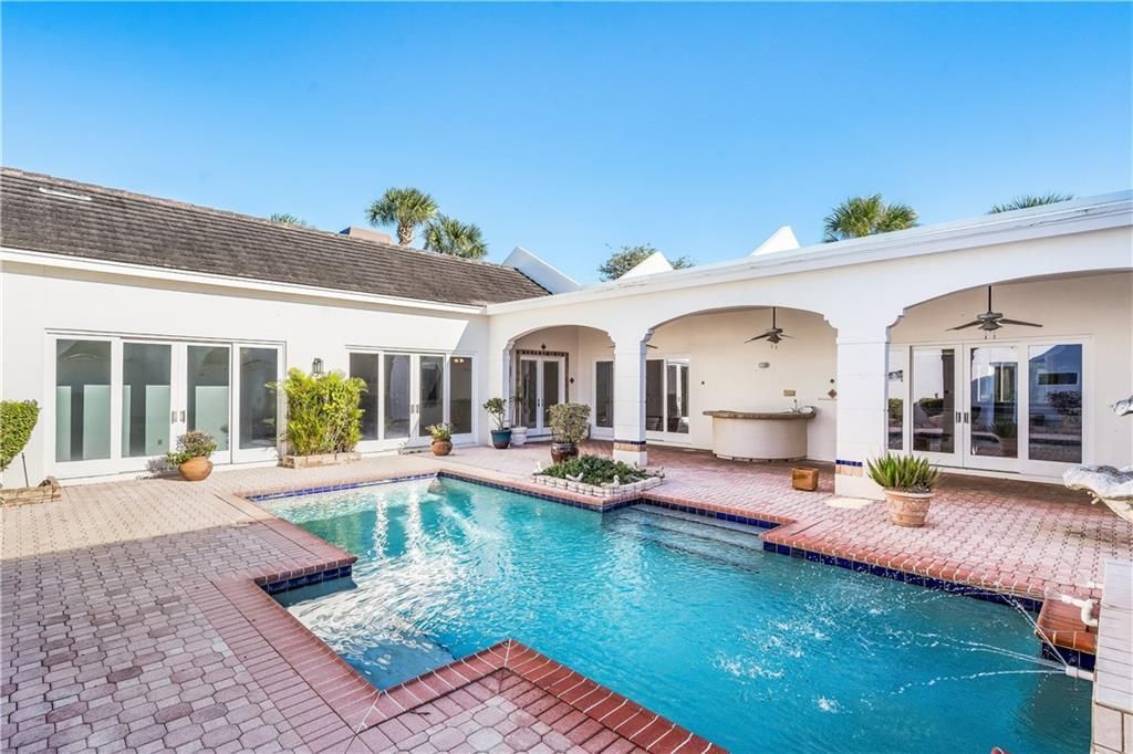 En Venta: $2,400,000 (3 camas, 3 baños, 3881 Pies cuadrados)