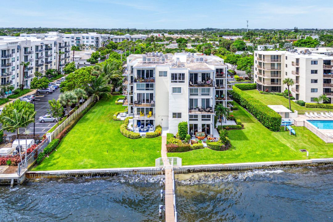 For Sale: $535,000 (2 beds, 2 baths, 1392 Square Feet)