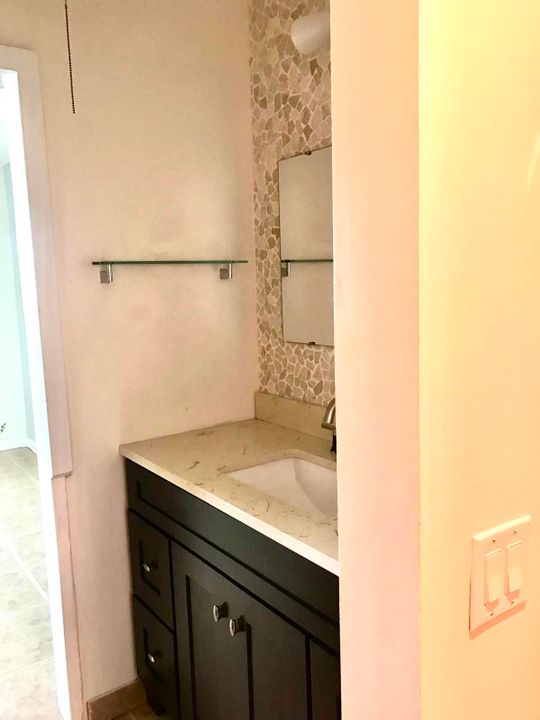 En Venta: $207,000 (1 camas, 1 baños, 641 Pies cuadrados)