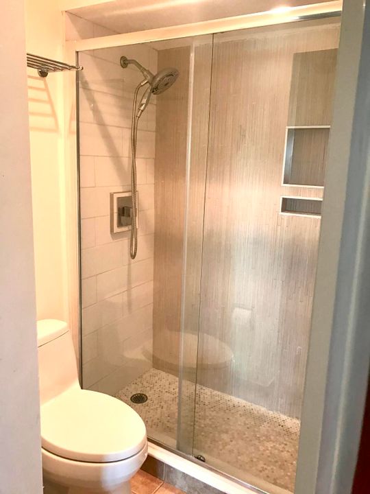 En Venta: $207,000 (1 camas, 1 baños, 641 Pies cuadrados)