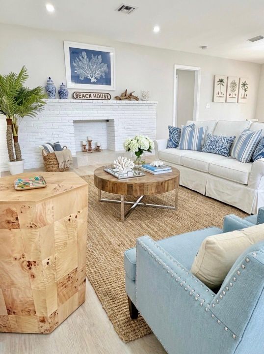 For Sale: $795,000 (3 beds, 2 baths, 1604 Square Feet)