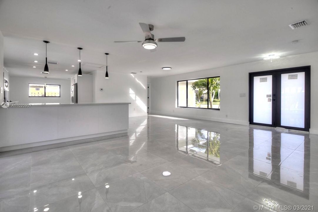 В аренду: $8,500 (4 спален, 3 ванн, 2227 Квадратных фут)