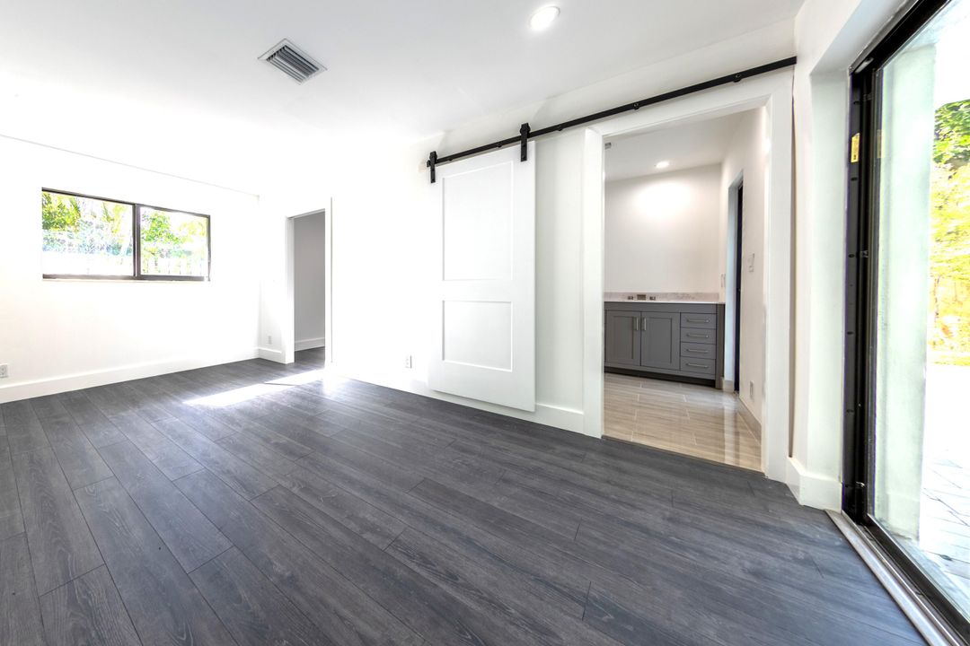 В аренду: $8,500 (4 спален, 3 ванн, 2227 Квадратных фут)