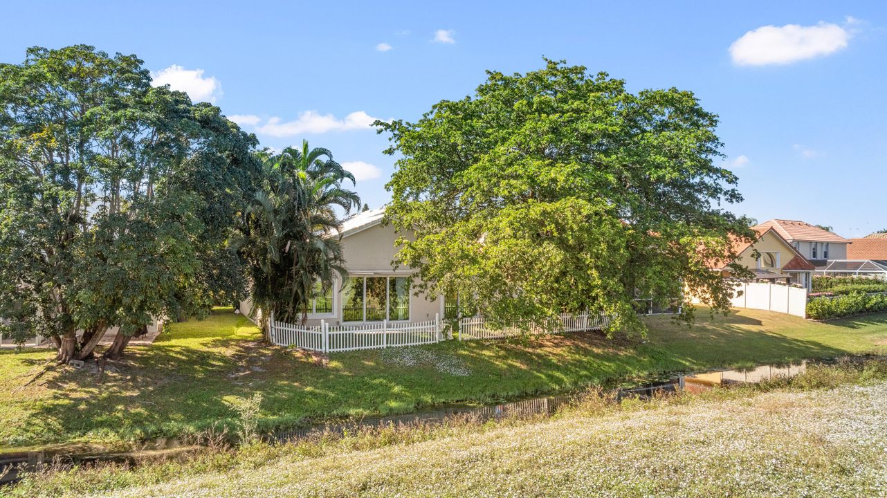 На продажу: $740,000 (3 спален, 2 ванн, 2180 Квадратных фут)