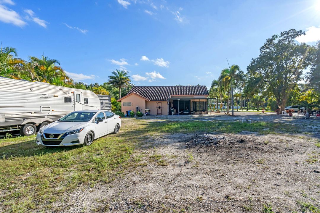 待售: $649,900 (3 贝兹, 2 浴室, 1511 平方英尺)