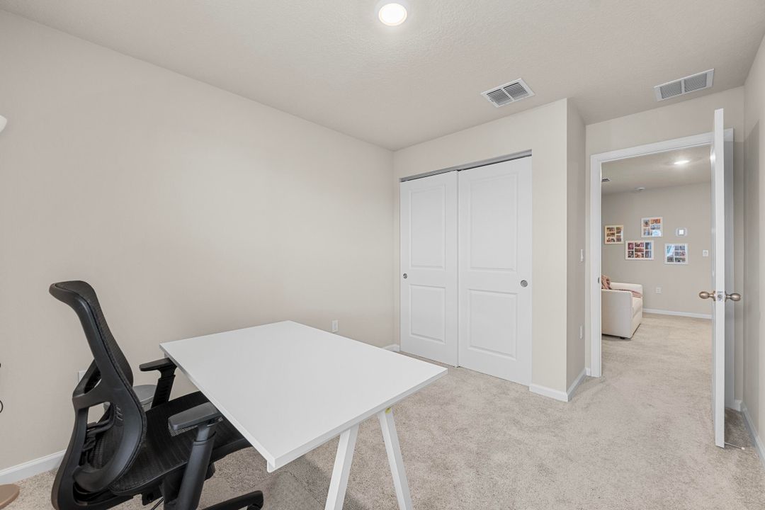 For Rent: $2,595 (3 beds, 2 baths, 1475 Square Feet)