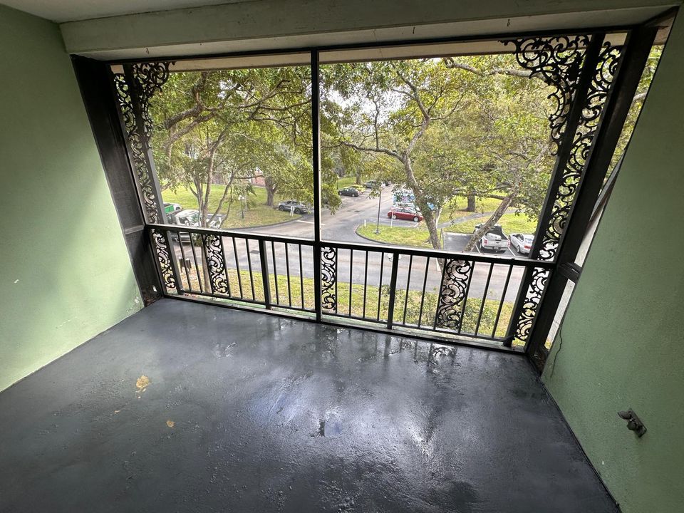 出租: $1,450 (1 贝兹, 1 浴室, 800 平方英尺)