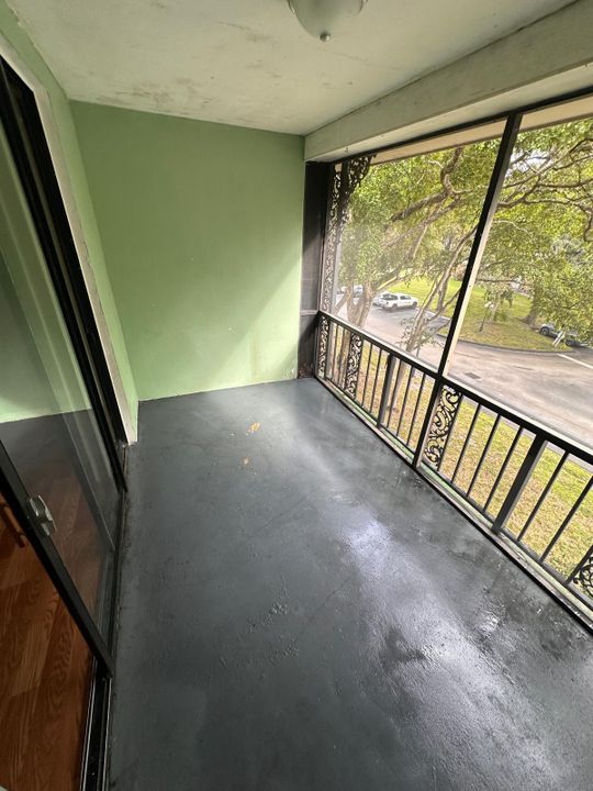 出租: $1,450 (1 贝兹, 1 浴室, 800 平方英尺)