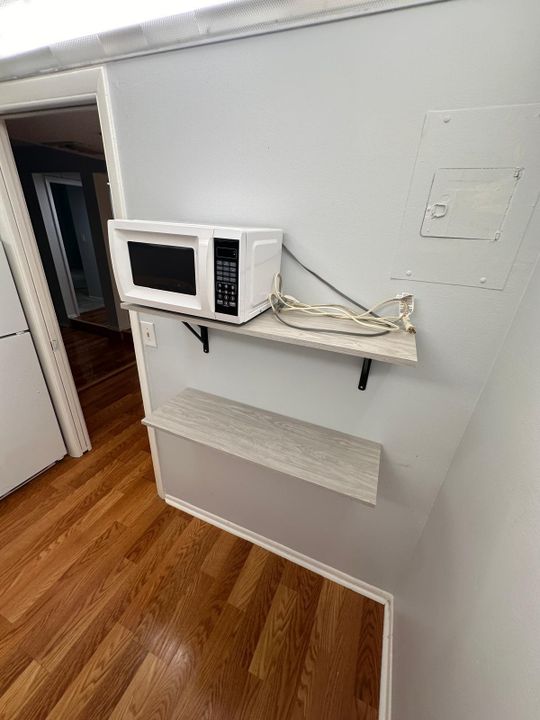 出租: $1,450 (1 贝兹, 1 浴室, 800 平方英尺)