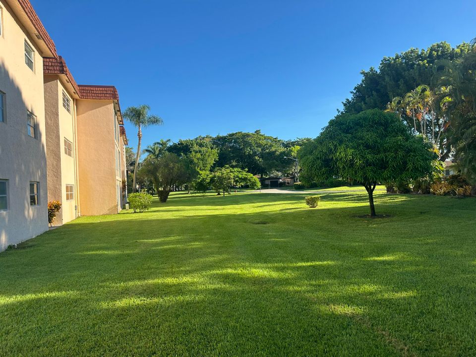 待售: $79,000 (2 贝兹, 2 浴室, 920 平方英尺)