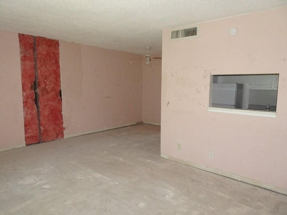 На продажу: $72,500 (1 спален, 1 ванн, 629 Квадратных фут)