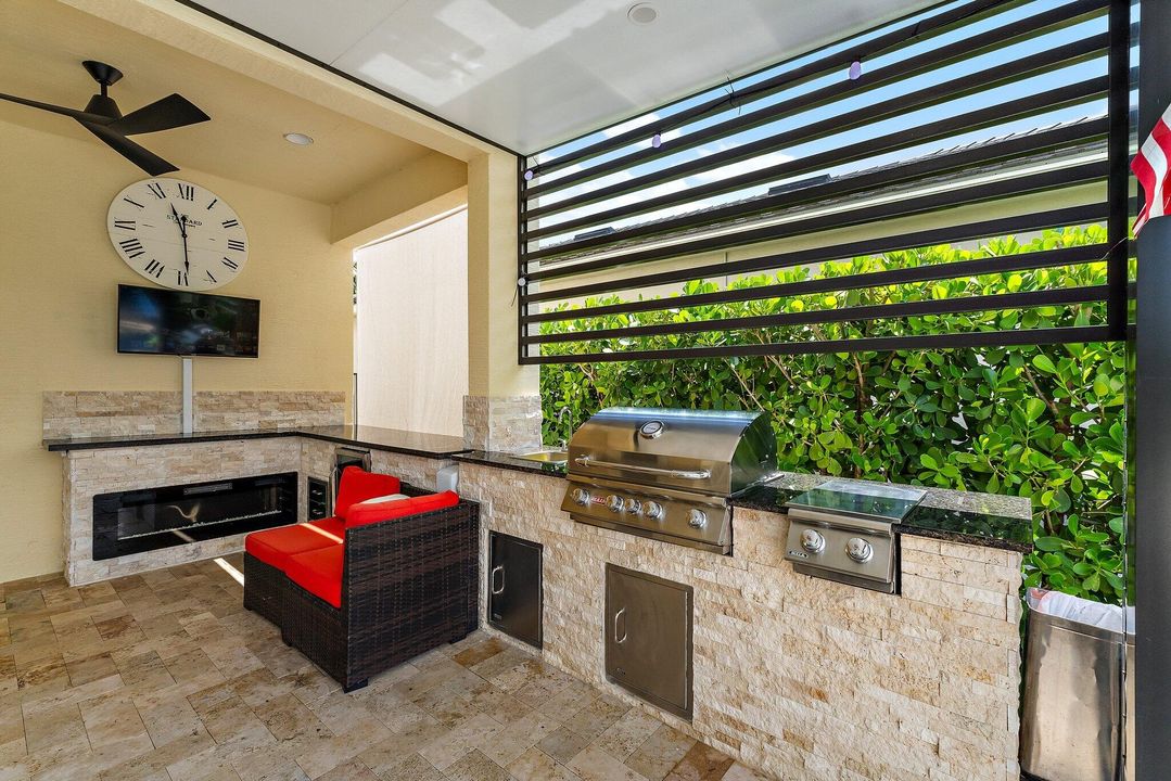 For Sale: $759,000 (4 beds, 3 baths, 2165 Square Feet)