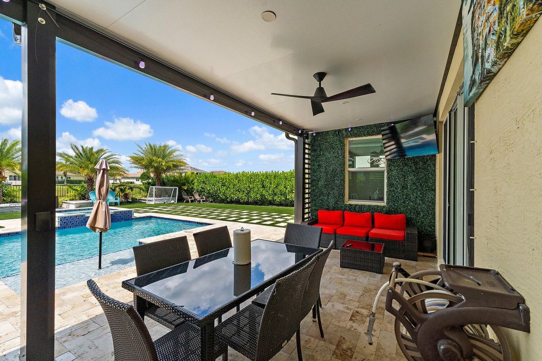 For Sale: $759,000 (4 beds, 3 baths, 2165 Square Feet)