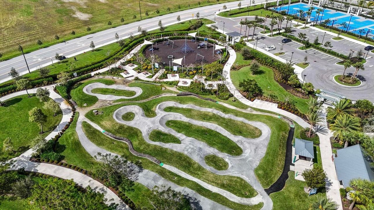 For Sale: $759,000 (4 beds, 3 baths, 2165 Square Feet)