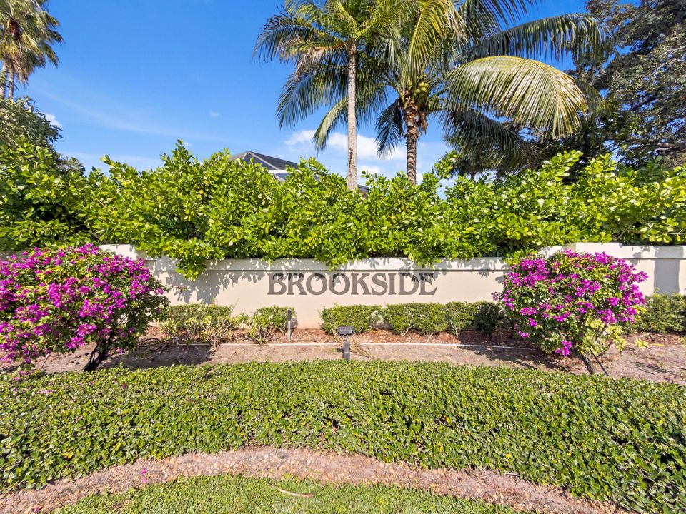 For Sale: $850,000 (5 beds, 3 baths, 2819 Square Feet)