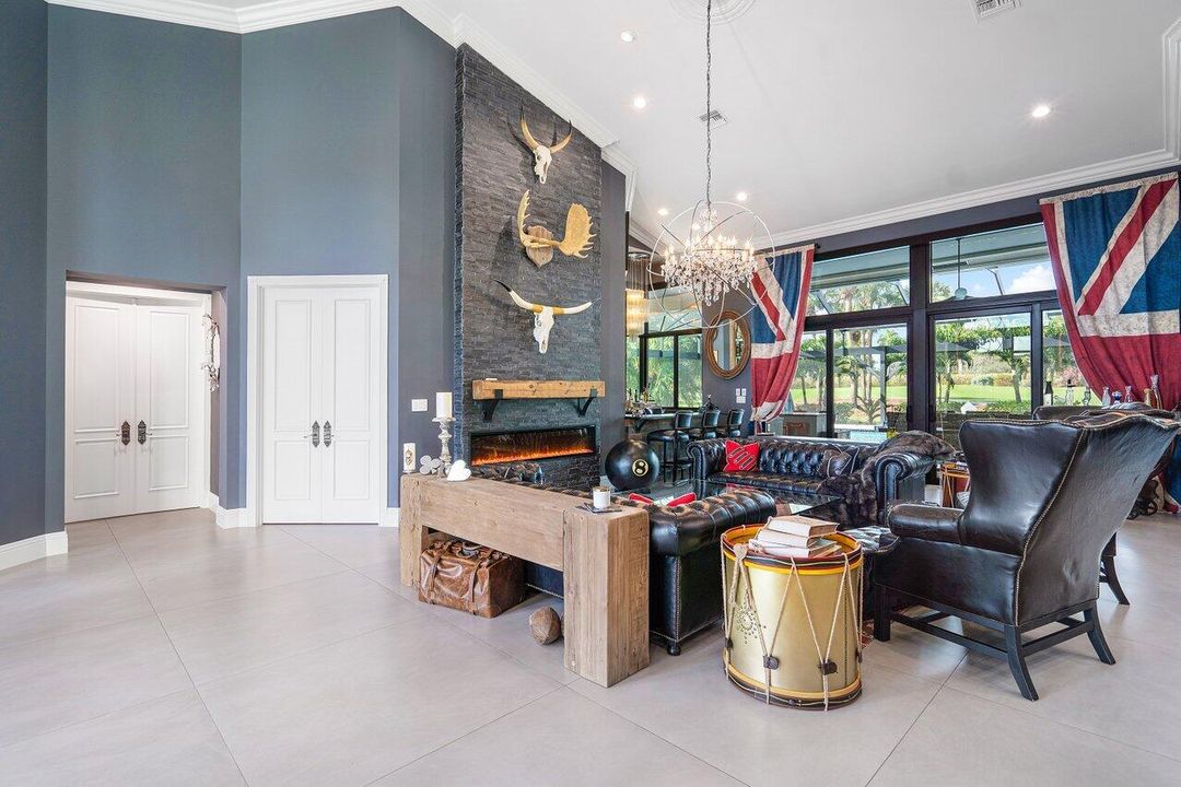 For Sale: $3,299,000 (3 beds, 3 baths, 3819 Square Feet)