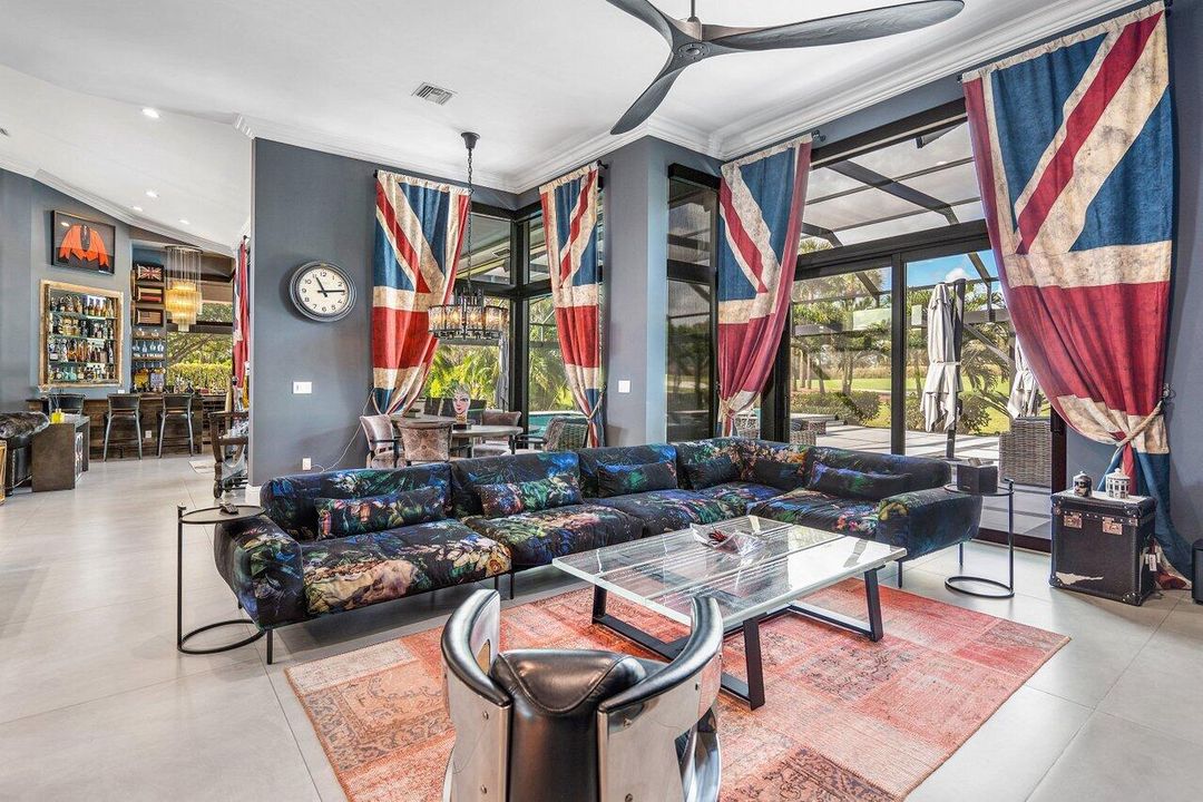 For Sale: $3,299,000 (3 beds, 3 baths, 3819 Square Feet)