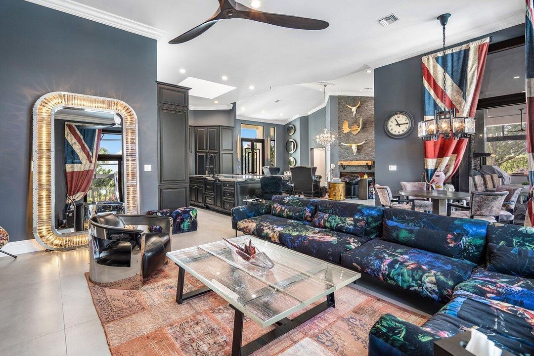 For Sale: $3,299,000 (3 beds, 3 baths, 3819 Square Feet)