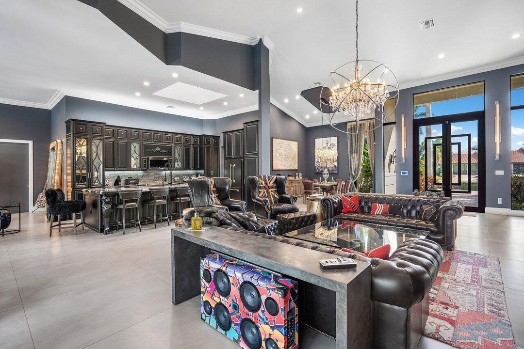 For Sale: $3,299,000 (3 beds, 3 baths, 3819 Square Feet)