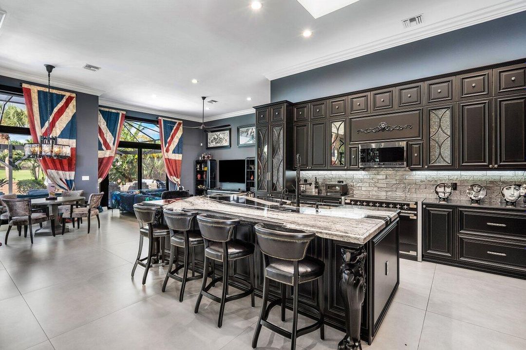 For Sale: $3,299,000 (3 beds, 3 baths, 3819 Square Feet)