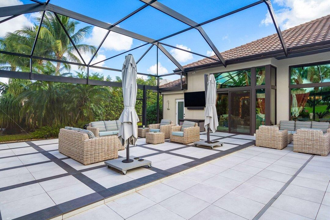 For Sale: $3,299,000 (3 beds, 3 baths, 3819 Square Feet)