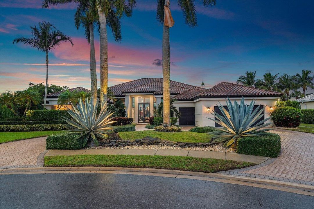 For Sale: $3,299,000 (3 beds, 3 baths, 3819 Square Feet)