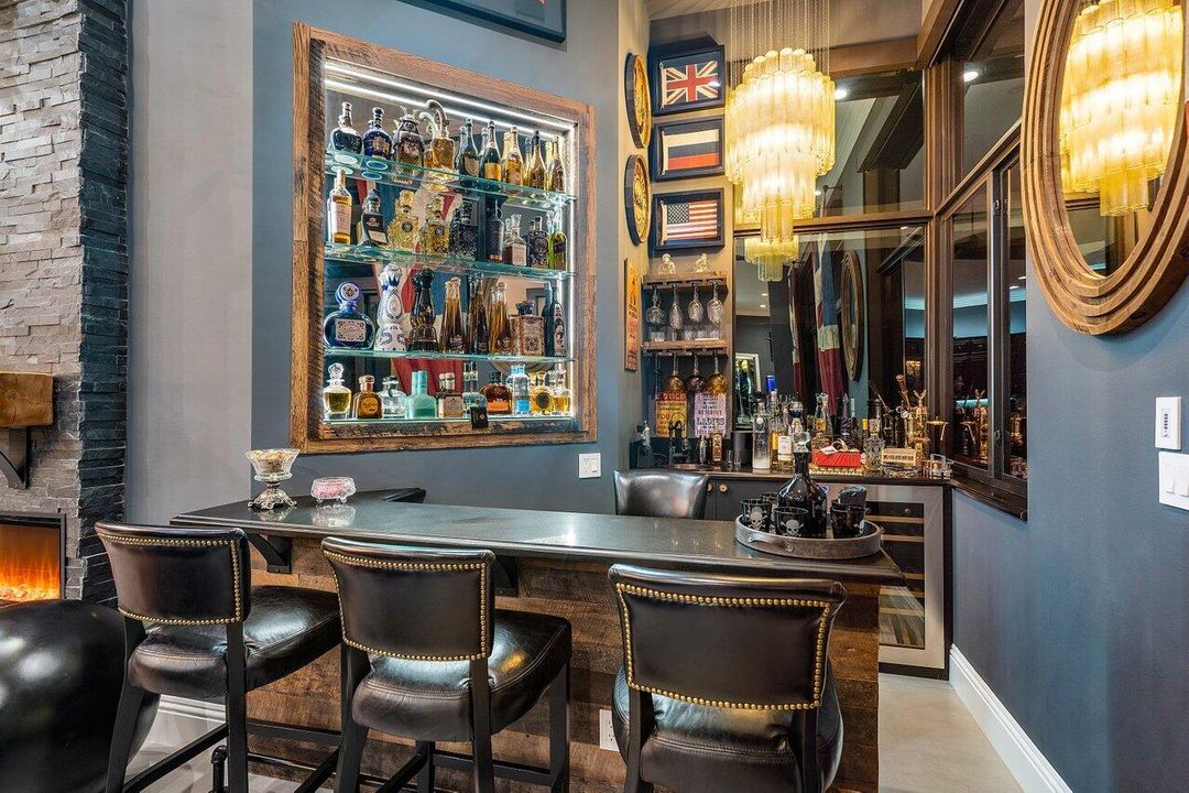 For Sale: $3,299,000 (3 beds, 3 baths, 3819 Square Feet)