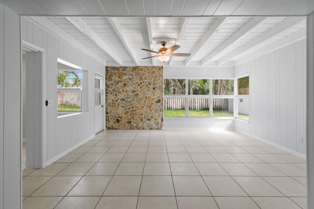 For Rent: $3,200 (2 beds, 2 baths, 2051 Square Feet)