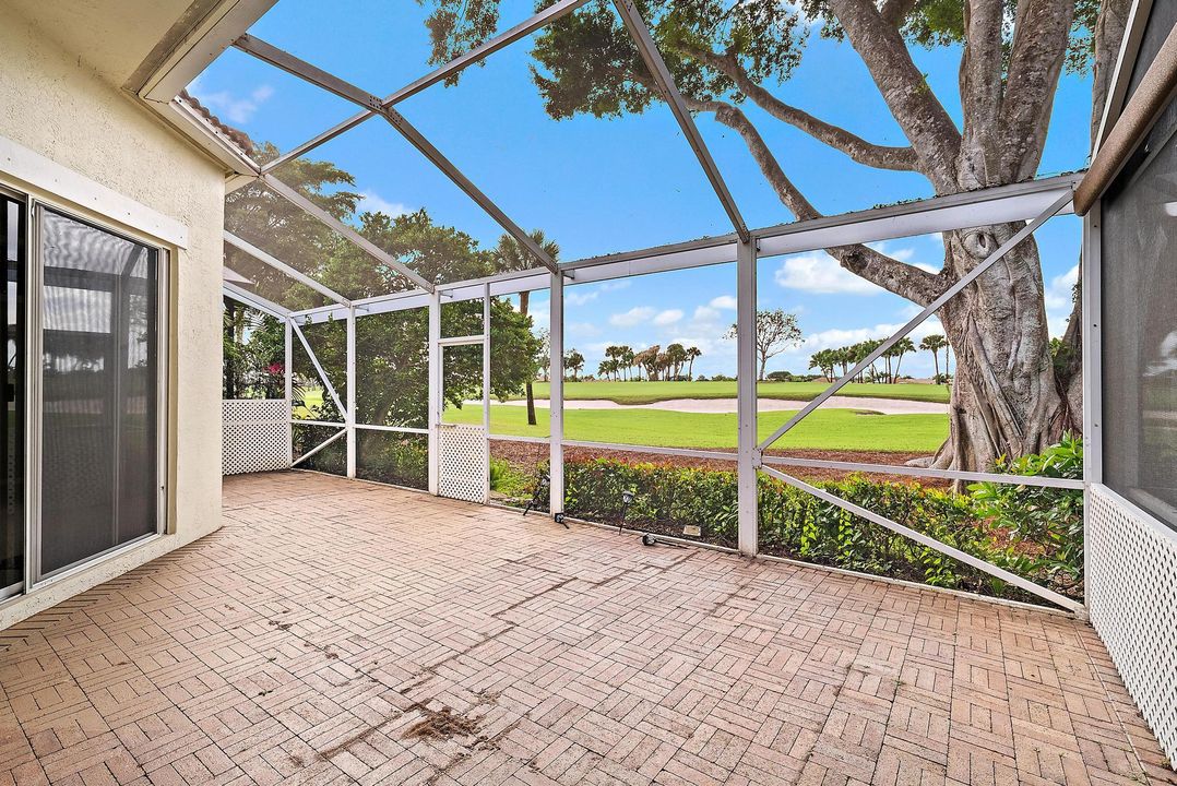 For Sale: $399,000 (3 beds, 2 baths, 1720 Square Feet)