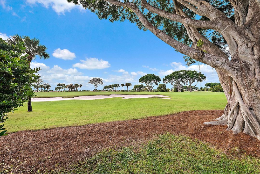 For Sale: $399,000 (3 beds, 2 baths, 1720 Square Feet)