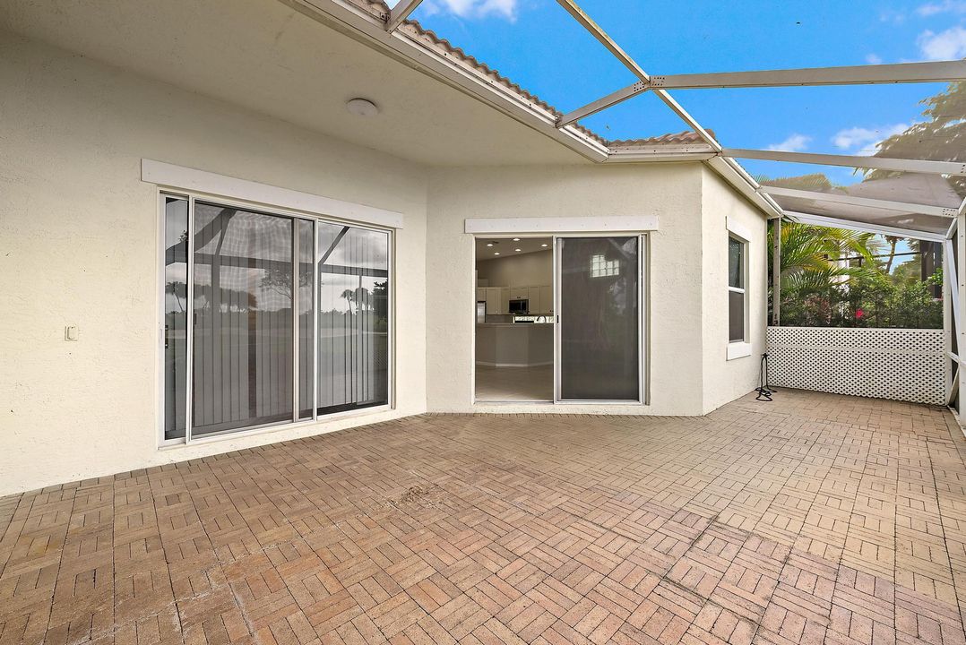 For Sale: $399,000 (3 beds, 2 baths, 1720 Square Feet)