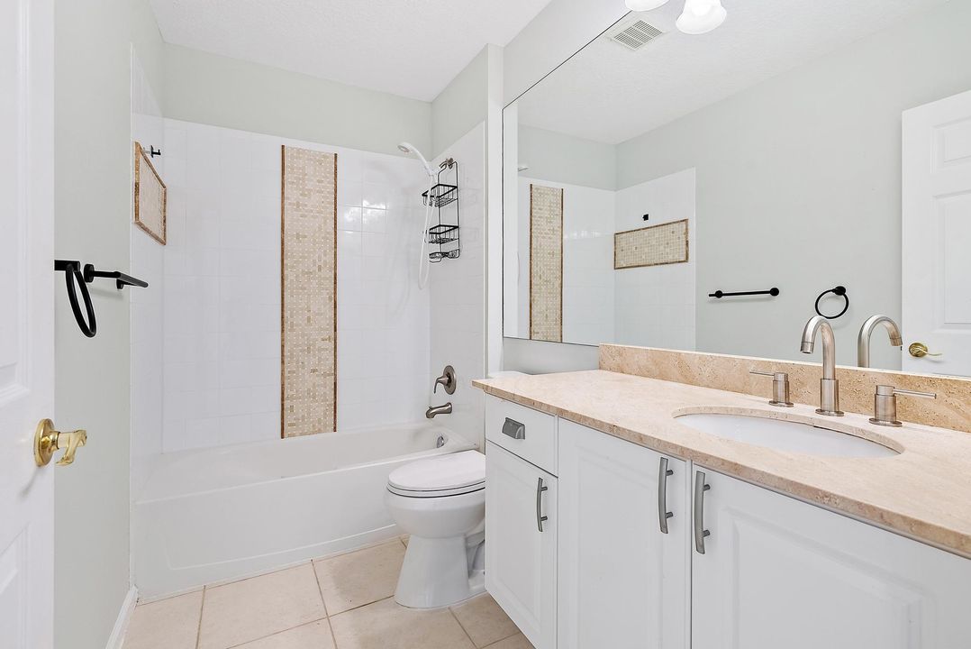 For Sale: $399,000 (3 beds, 2 baths, 1720 Square Feet)